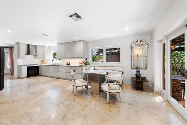 Dining room, Interior, Kitchen, Recessed Lighting