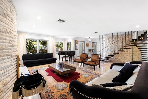 Interior, Living room, Piano, Recessed Lighting, Stone Walls