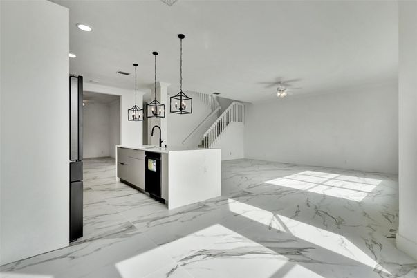 Interior, Kitchen, Marble, Pendant Lights, Recessed Lighting