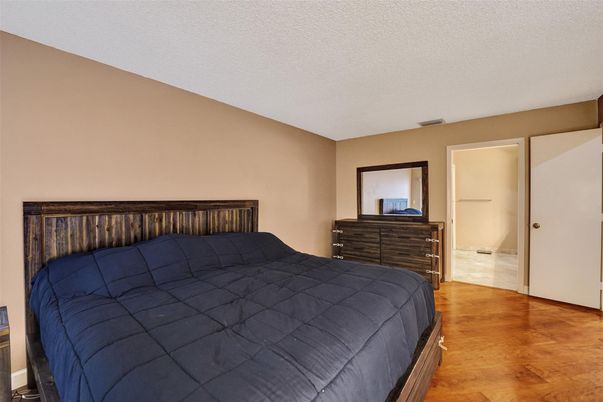 Bathroom, Bedroom, Interior, Wood Texture Flooring
