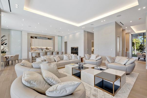 Dining room, Interior, Living room, Recessed Lighting, Wood Texture Flooring