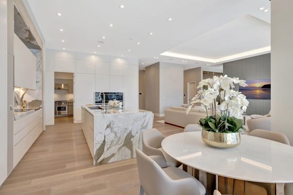 Dining room, Interior, Kitchen, Recessed Lighting, Wood Texture Flooring