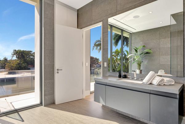Bathroom, Interior, Recessed Lighting, Wood Texture Flooring