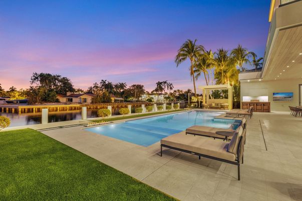 Backyard, Exterior, Pool, Water