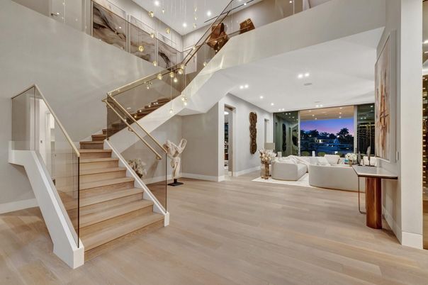 Interior, Living room, Pendant Lights, Recessed Lighting, Wood Texture Flooring