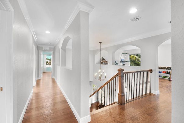 Chandelier, Interior, Recessed Lighting, Wood Texture Flooring