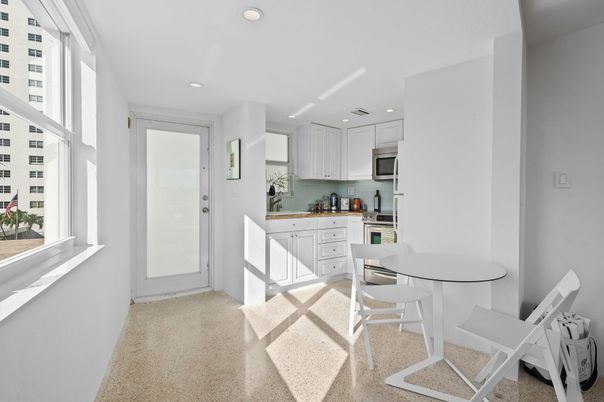Interior, Kitchen, Recessed Lighting