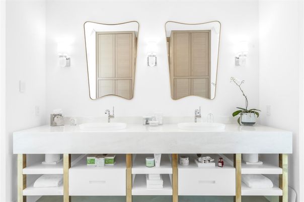 Bathroom, Dual Sink Vanities, Interior