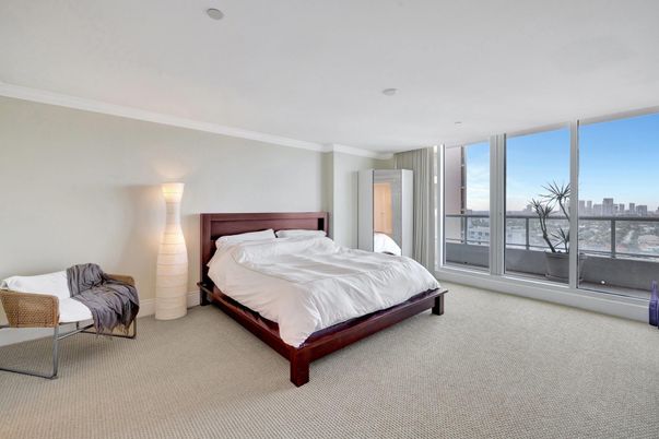 Bedroom, Interior, Water