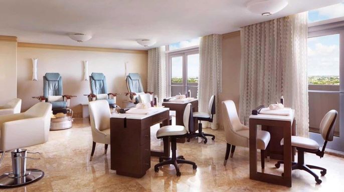 Dining room, Interior