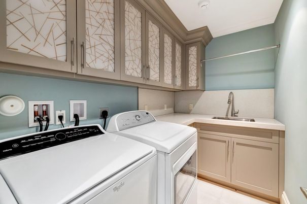 Interior, Washer