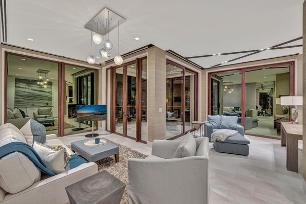 Interior, Living room, Pendant Lights, Recessed Lighting, Wood Texture Flooring