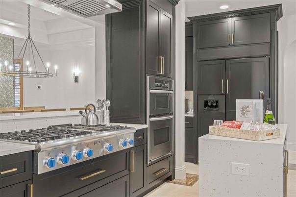Interior, Kitchen, Pendant Lights, Recessed Lighting, Stainless Steel Appliances