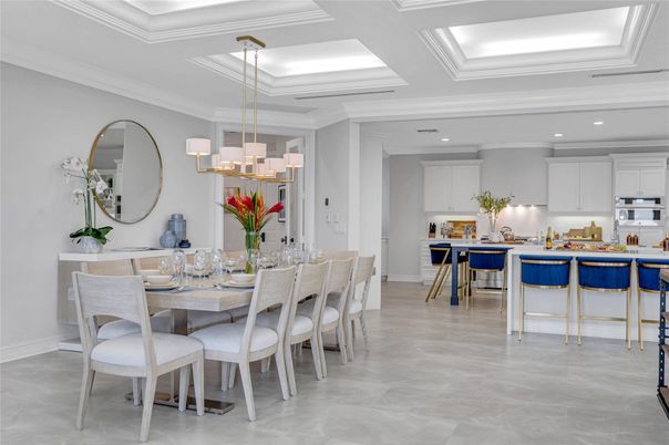 Chandelier, Dining room, Interior, Kitchen, Pendant Lights, Recessed Lighting, Stainless Steel Appliances