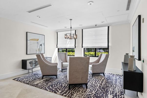 Dining room, Interior, Pendant Lights, Recessed Lighting