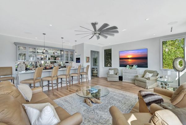 Dining room, Interior, Living room, Pendant Lights, Recessed Lighting, Wood Texture Flooring