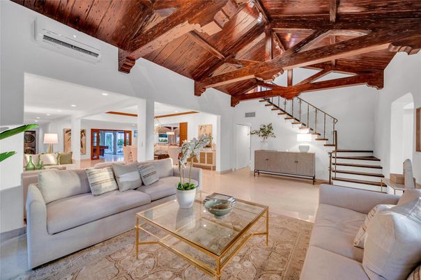 Interior, Living room, Recessed Lighting, Wooden Beams, Wooden Ceilings