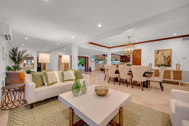 Chandelier, Dining room, Interior, Living room, Recessed Lighting