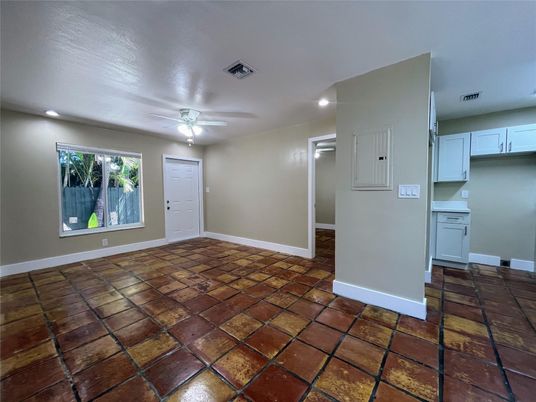 Empty room, Interior, Kitchen, Recessed Lighting