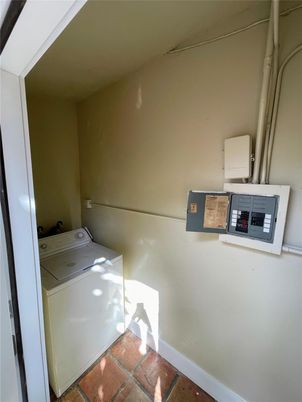 Interior, Washer