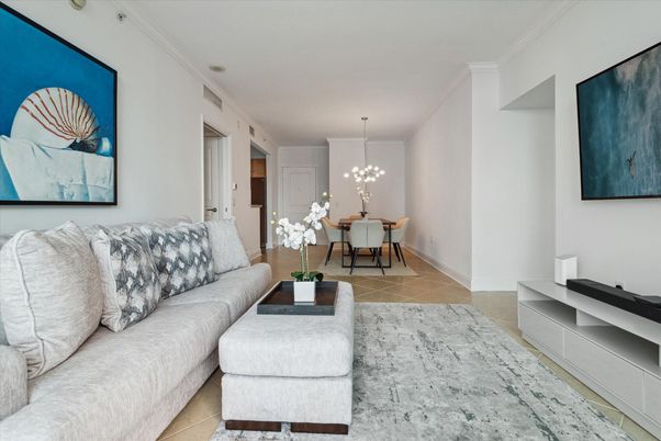 Dining room, Interior, Living room, Pendant Lights
