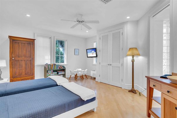 Bedroom, Dining room, Interior, Recessed Lighting, Wood Texture Flooring