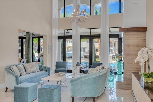 Chandelier, Interior, Living room, Water