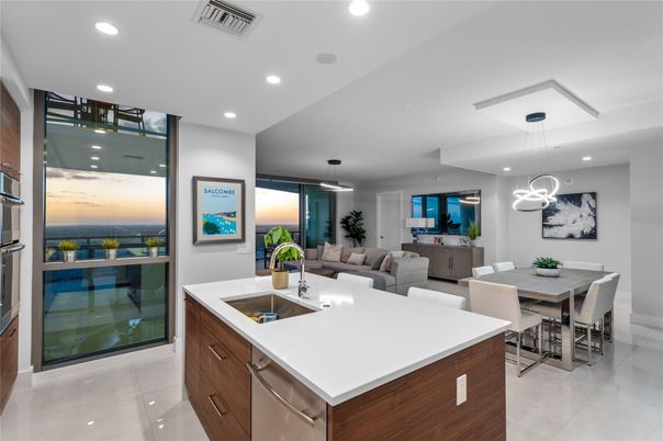 Dining room, Interior, Kitchen, Living room, Pendant Lights, Recessed Lighting, Water
