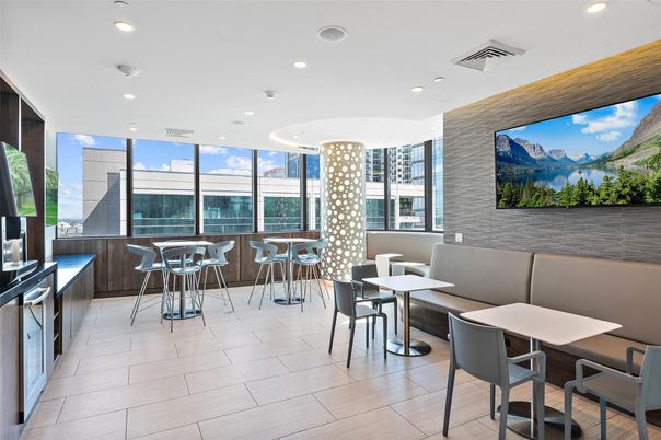 Dining room, Interior, Pendant Lights, Recessed Lighting