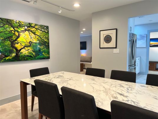 Dining room, Interior, Kitchen, Recessed Lighting