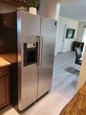 Interior, Kitchen, Stainless Steel Appliances, Wood Texture Flooring