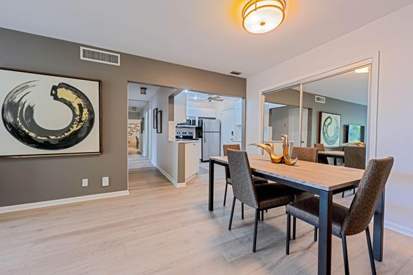 Dining room, Interior, Kitchen, Stainless Steel Appliances, Wood Texture Flooring