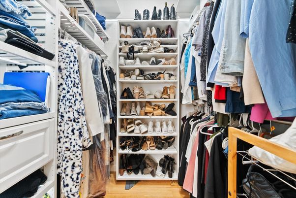 Interior, Walk-in Closets, Wood Texture Flooring