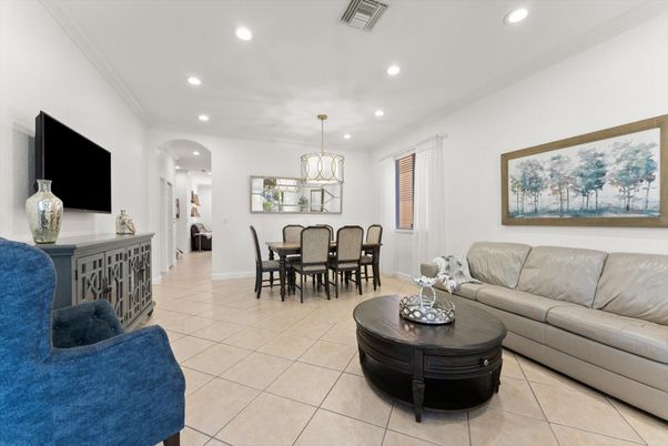 Dining room, Interior, Living room, Pendant Lights, Recessed Lighting