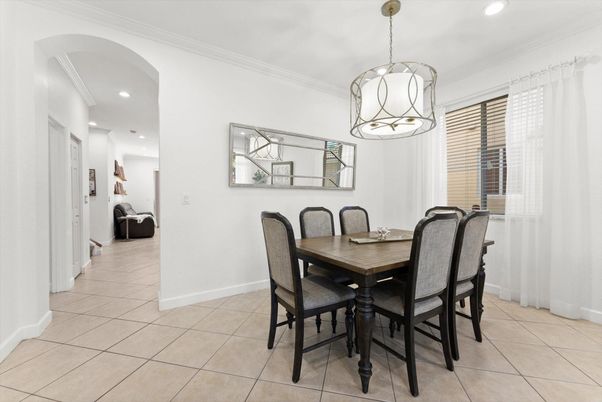 Dining room, Interior, Pendant Lights, Recessed Lighting