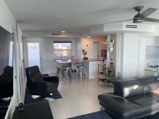 Dining room, Interior, Recessed Lighting