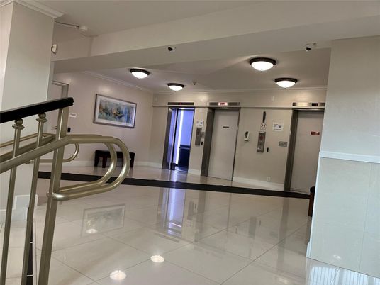 Elevator, Interior