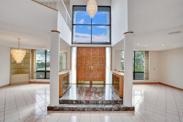 Chandelier, Interior, Recessed Lighting