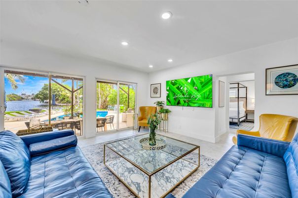 Interior, Living room, Recessed Lighting, Water