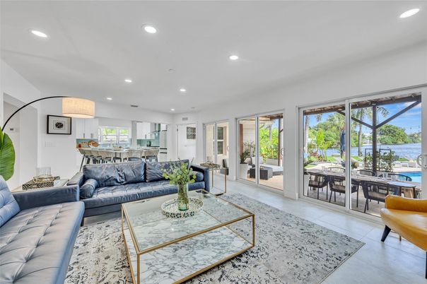Dining room, Interior, Living room, Recessed Lighting, Water