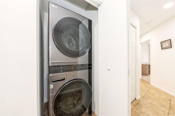 Interior, Recessed Lighting, Utility Closets, Washer
