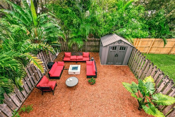 Backyard, Exterior