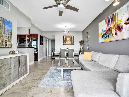 Dining room, Interior, Kitchen, Living room, Recessed Lighting