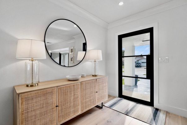 Interior, Recessed Lighting, Wood Texture Flooring