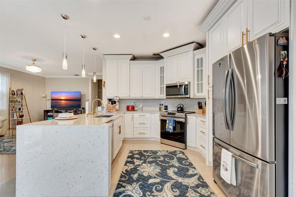 Interior, Kitchen, Pendant Lights, Recessed Lighting, Stainless Steel Appliances