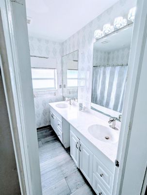 DE Listing image placeholder