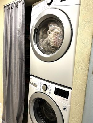 Interior, Utility Closets, Washer