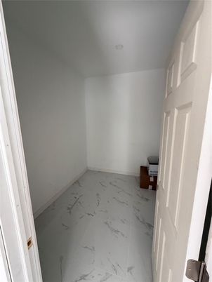Empty room, Interior, Marble