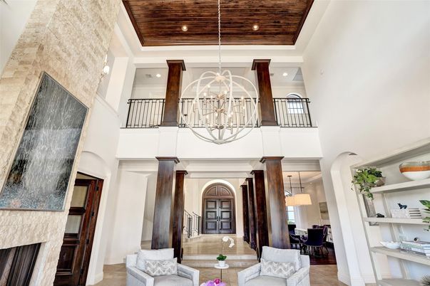 Chandelier, Fireplace, Interior, Pendant Lights, Recessed Lighting