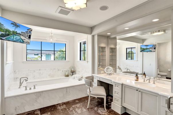 Bathroom, Chandelier, Dual Sink Vanities, Interior, Pendant Lights, Recessed Lighting